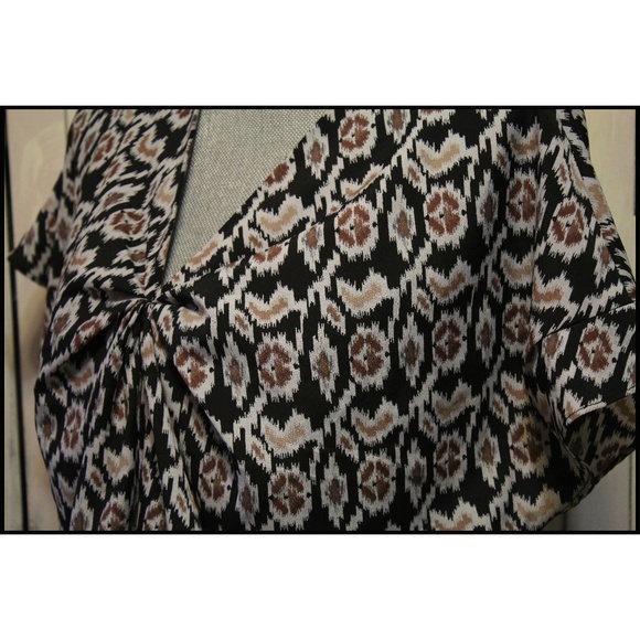 Greylin Geometric Boho Blouse Size S - Picture 5 of 6